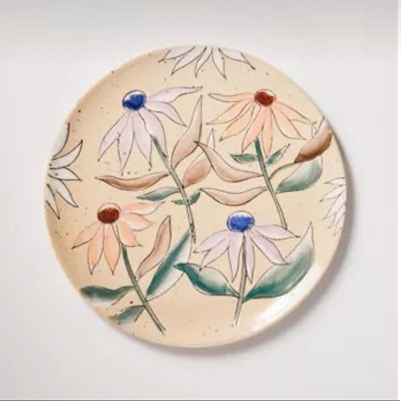 Urban Outfitters Daisy Dinner Plate - Picture 1 of 2